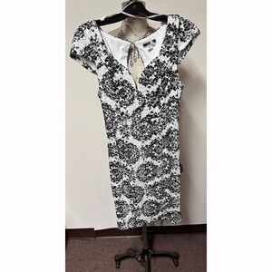 BLACK and White Dress